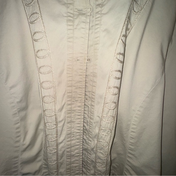 Venecia women’s plus 22/24 tan embellished jacket. Fall jacket work jacket comfy - Picture 15 of 16